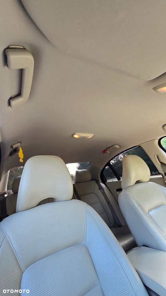 Volvo S80 - 25