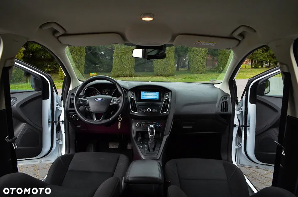 Ford Focus 1.0 EcoBoost Active X - 30