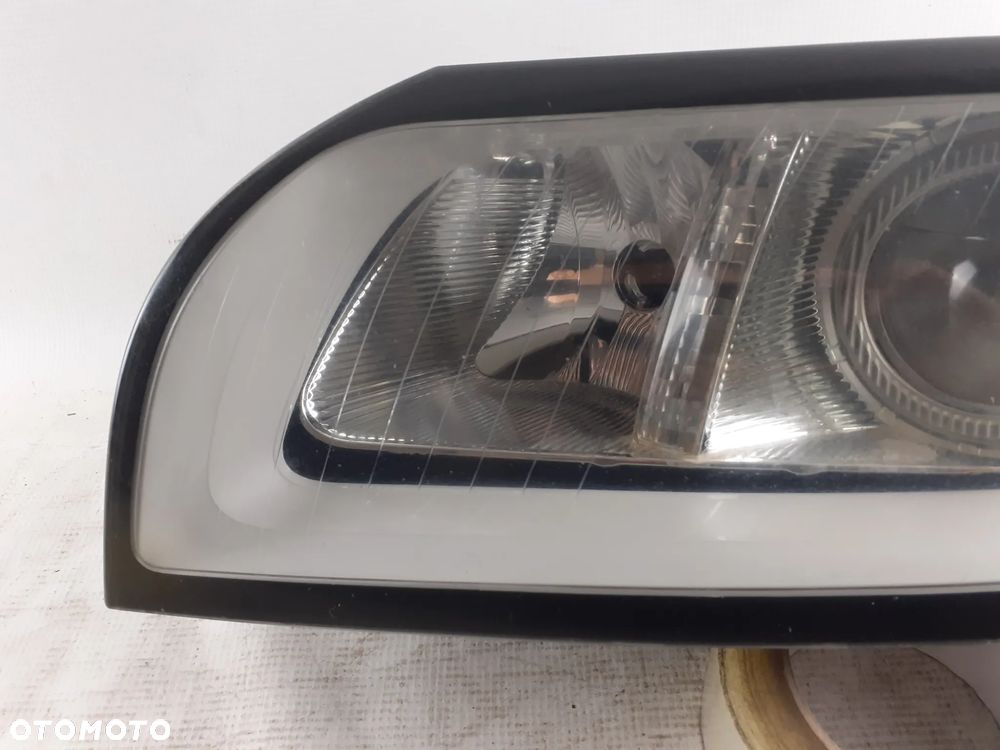 Lampa Lewa Volvo V50 S40 2007-2012 rok - Europa. - 2