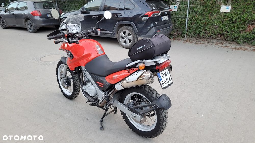 BMW F - 20