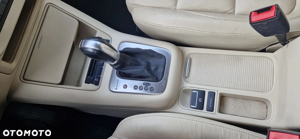 Volkswagen Tiguan 2.0 TDI 4Mot Sport&Style DSG - 12