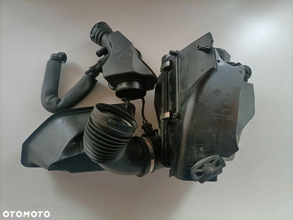 OBUDOWA FILTRA POWIETRZA REZONATOR BMW G20 G21 BENZYNA 8656981 8580424 - 2