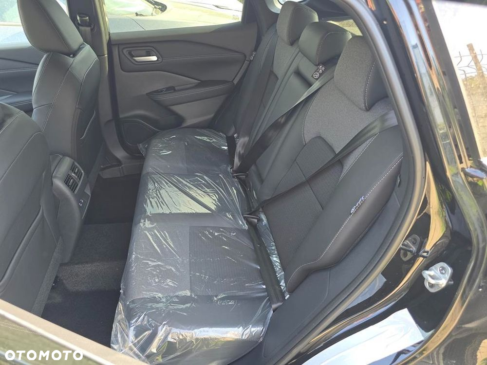 Nissan Qashqai 1.3 DIG-T mHEV N-Connecta Xtronic - 6