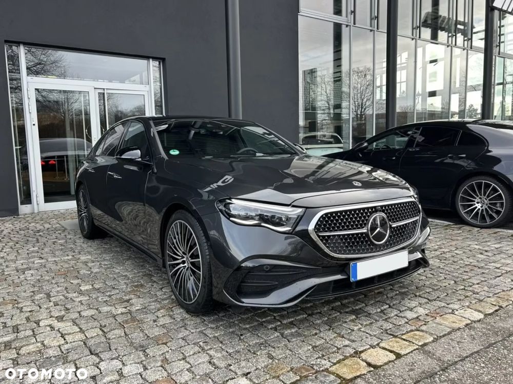 Mercedes-Benz Klasa E 220 d 9G-TRONIC Edition AMG Line - 3