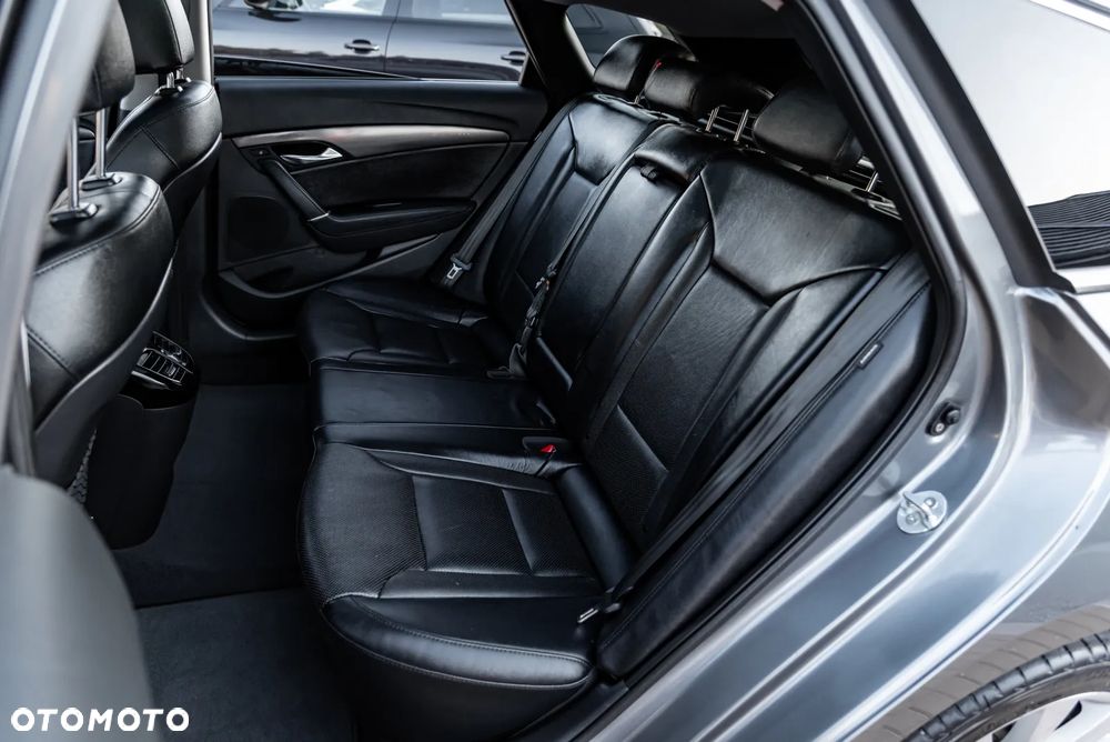 Hyundai i40 2.0 Premium - 19
