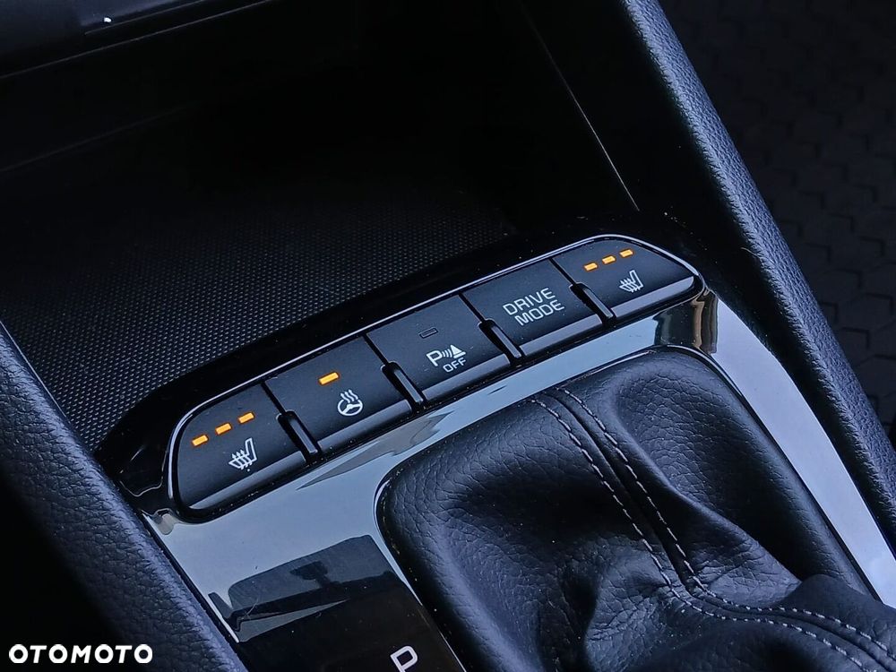 Kia Stonic 1.0 T-GDI L DCT - 23
