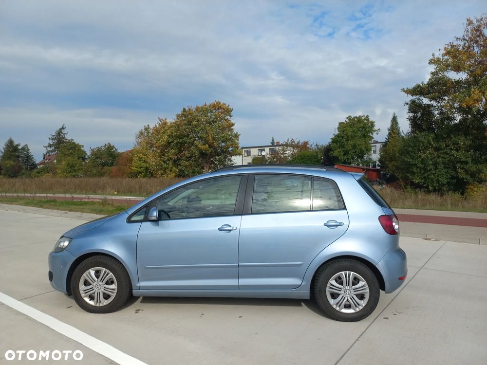 Volkswagen Golf Plus - 10