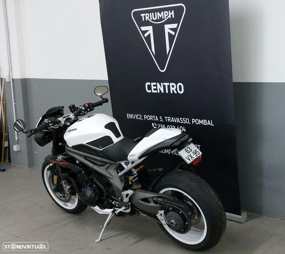 Triumph Speed Triple 1050 RS - 4