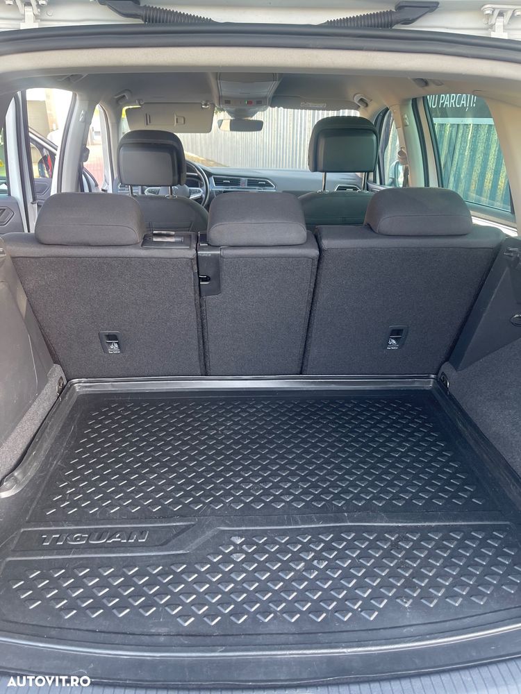 Volkswagen Tiguan - 5