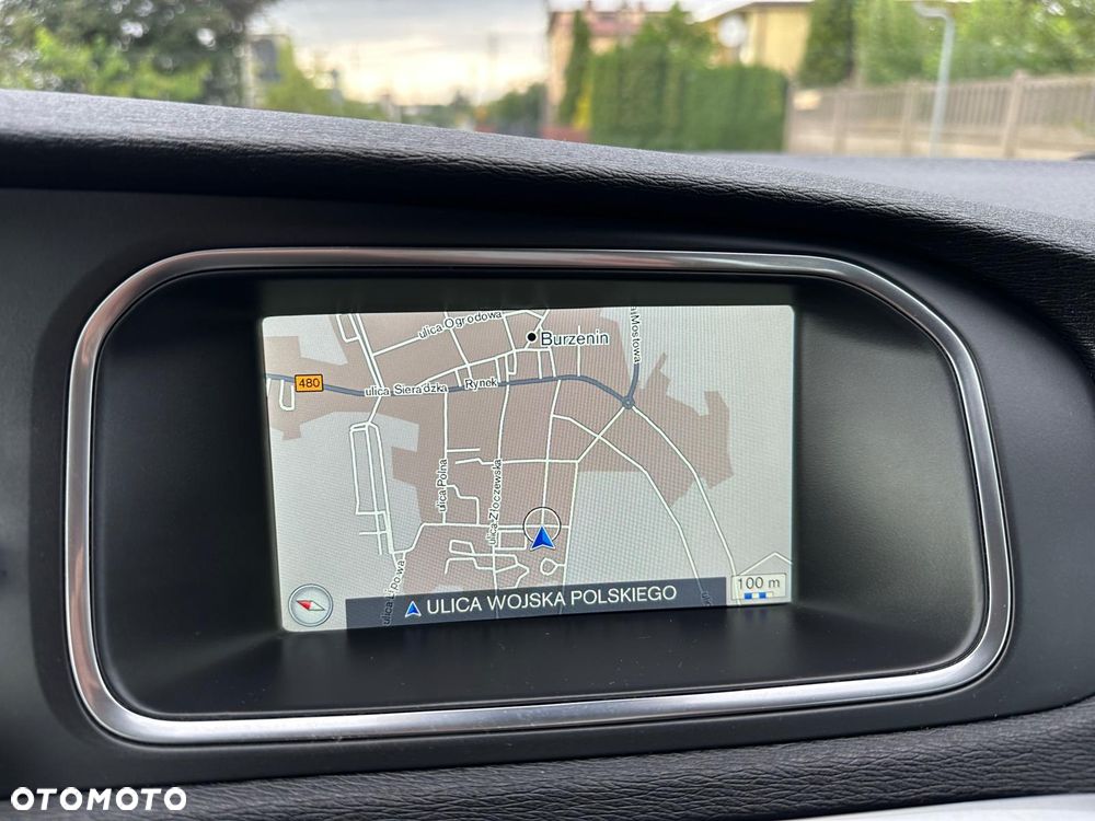Volvo V40 D2 You - 24