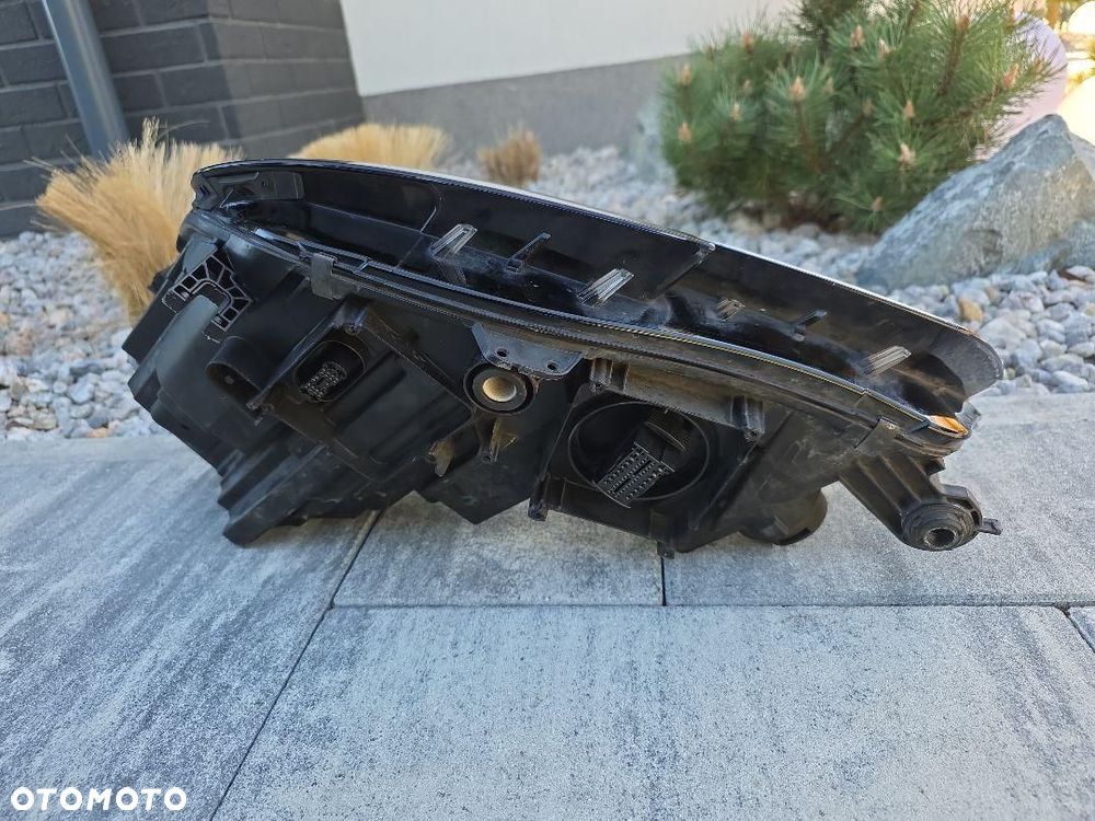 AUDI A4 S4 B9 8W0 8W Lampa prawa przód Full Led Matrix 8W0941036 2019 - 7