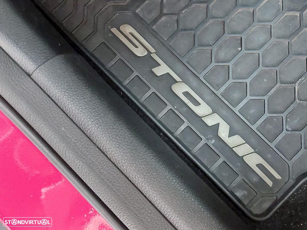 Kia Stonic 1.0 T-GDI EX - 18