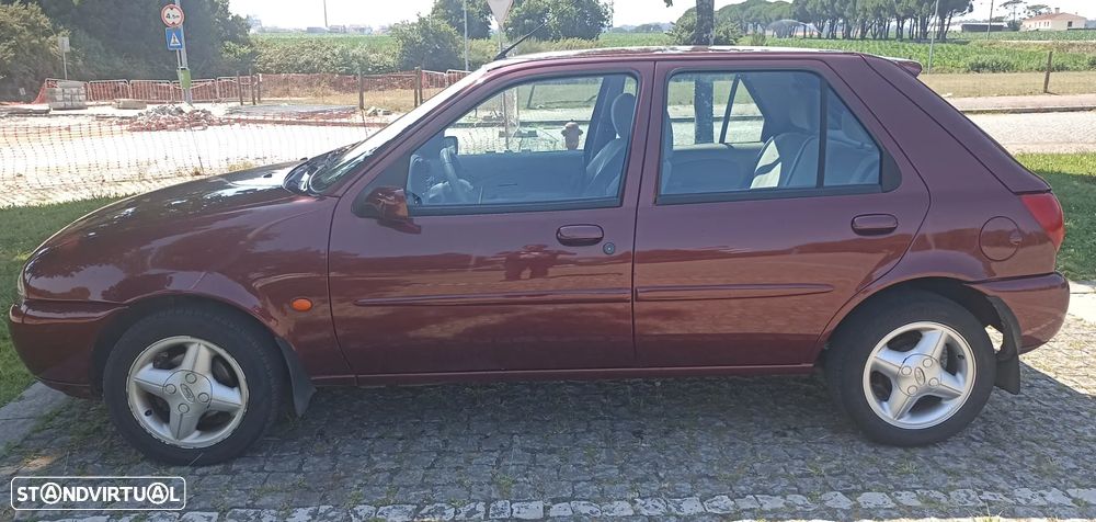 Ford Fiesta 1.25 Ghia - 6