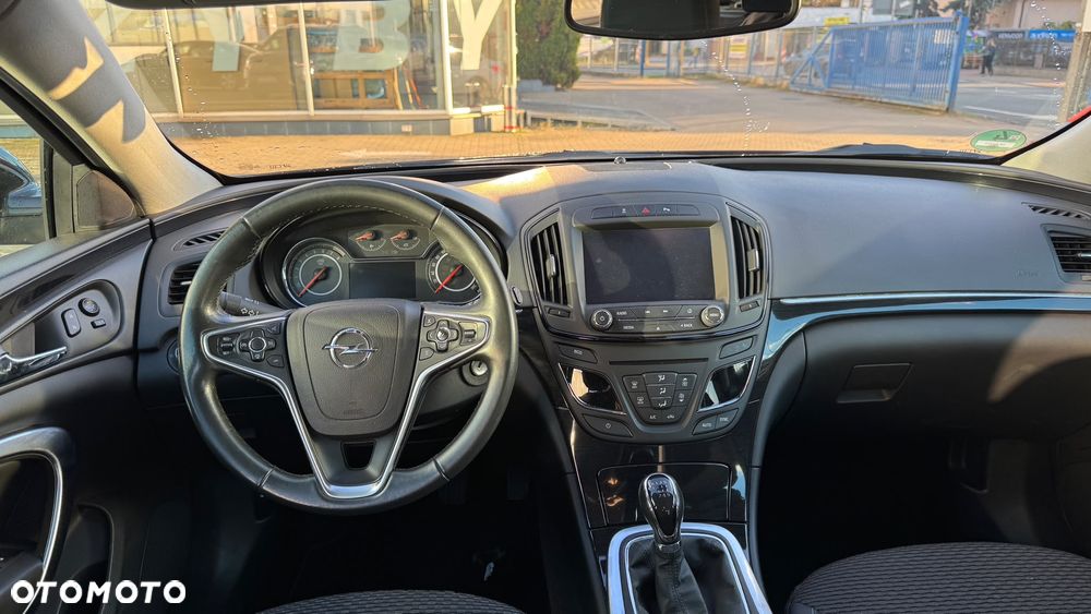 Opel Insignia - 8
