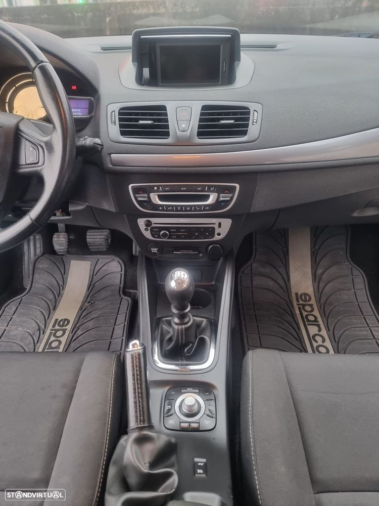 Renault Mégane Sport Tourer 1.5 dCi Confort SS - 9