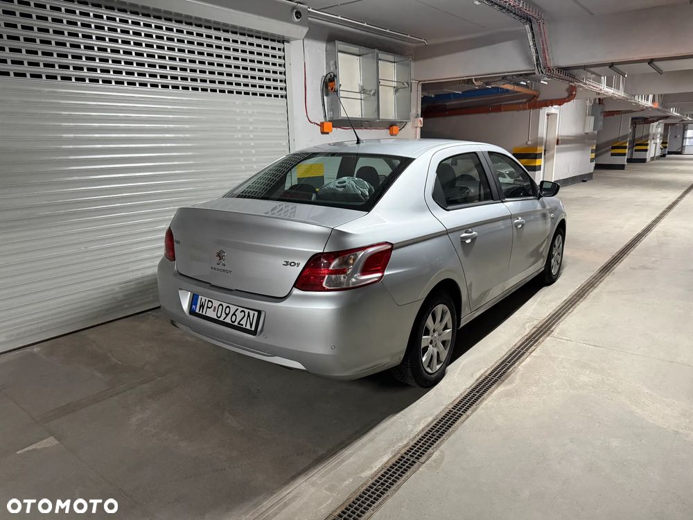 Peugeot 301 1.6 BlueHDi Active - 6