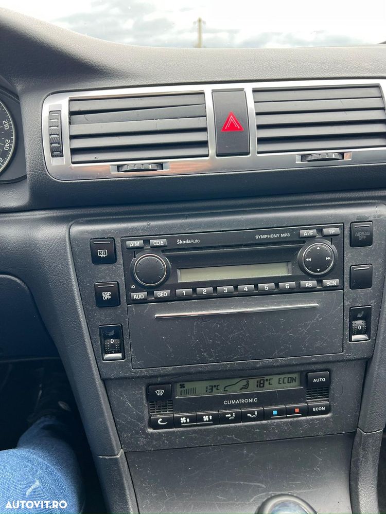 Skoda Superb 1.9 TDI Comfort - 11