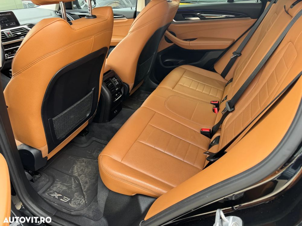 BMW X3 xDrive20d AT Luxury Line - 17