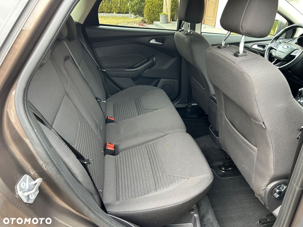 Ford Focus 1.5 EcoBlue Start-Stopp-System TITANIUM STYLE - 29