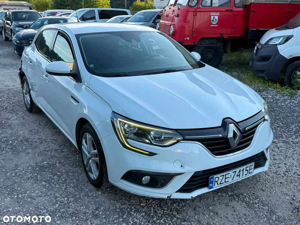 Renault Megane 1.5 dCi Limited EDC - 11