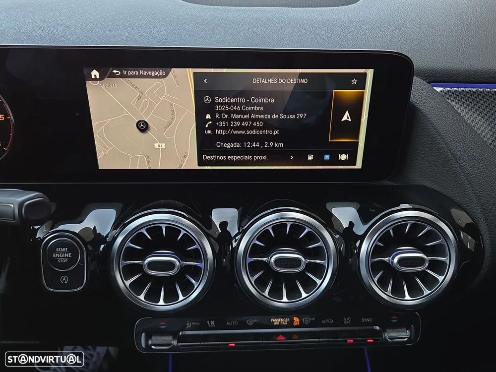 Mercedes-Benz GLA 180 d AMG Line - 18