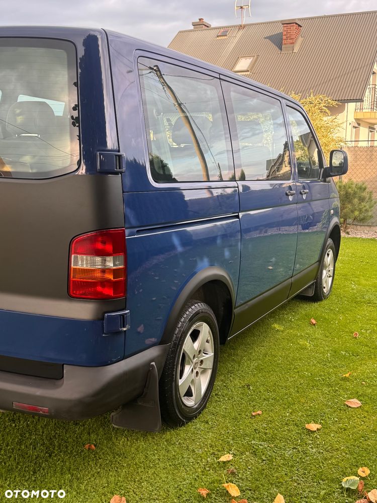 Volkswagen Transporter - 11