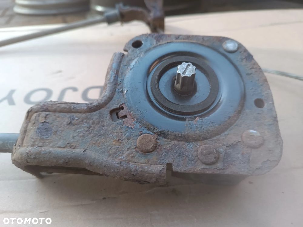 Citroen C4 Grand Picasso 1 I winda podnośnik mechanizm koła zapasowego - auto na części , różne części EZRC , Częstochowa - 3