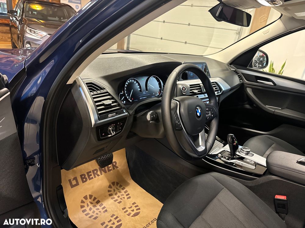 BMW X3 xDrive20d Aut. Advantage - 31