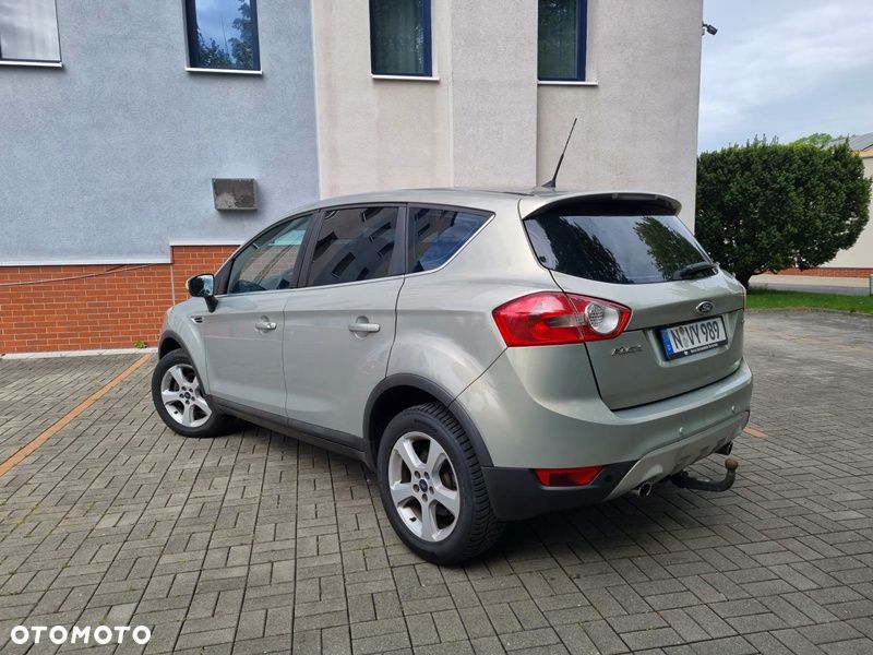 Ford Kuga 2.0 TDCi 4x4 Titanium - 9