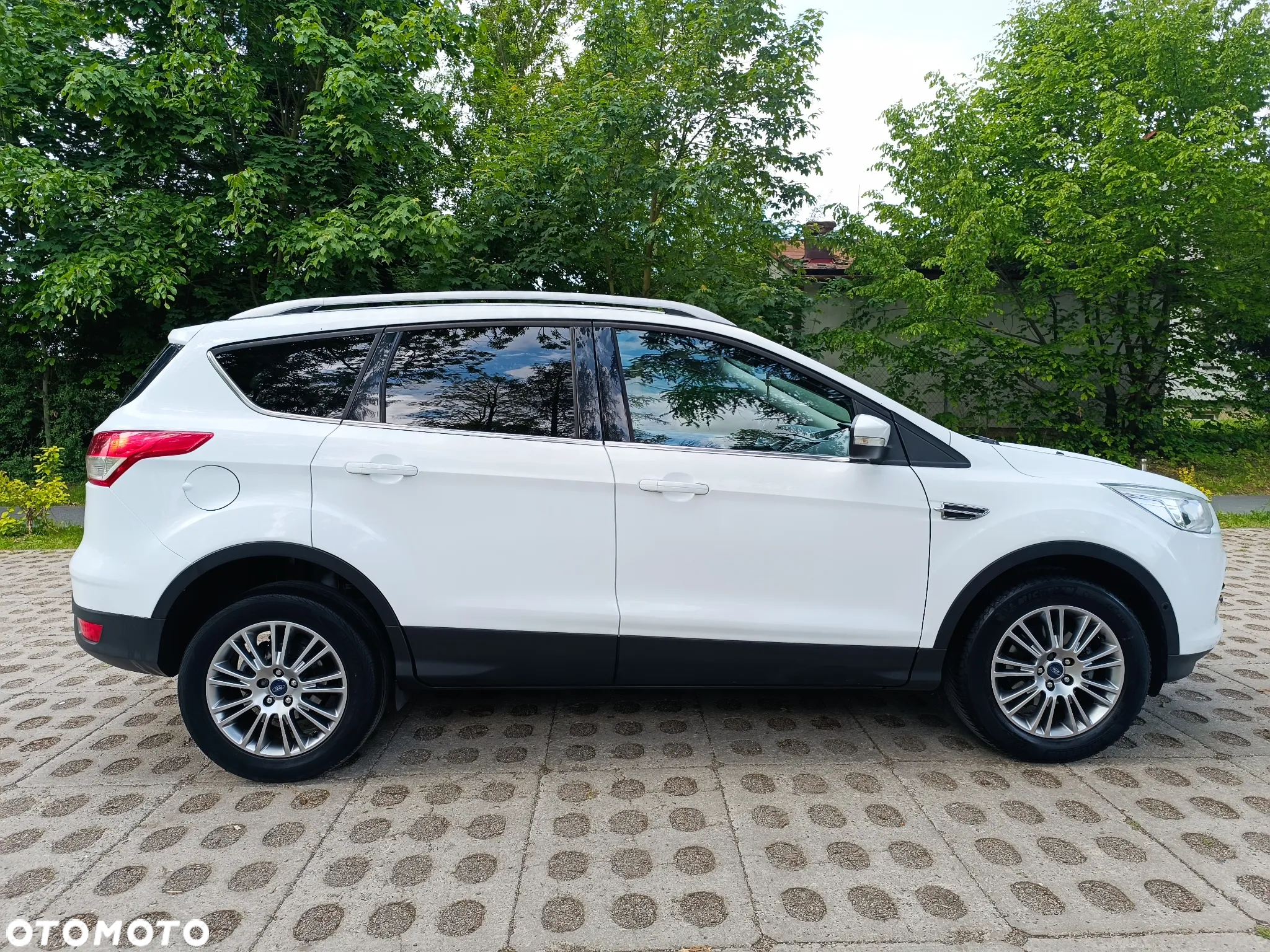 Ford Kuga 1.6 EcoBoost 2x4 Trend - 6