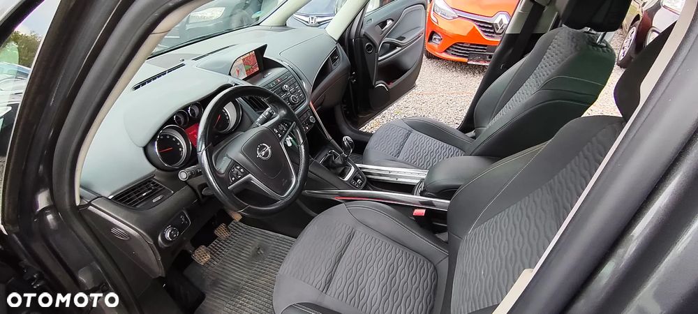Opel Zafira 1.4 T Cosmo - 12