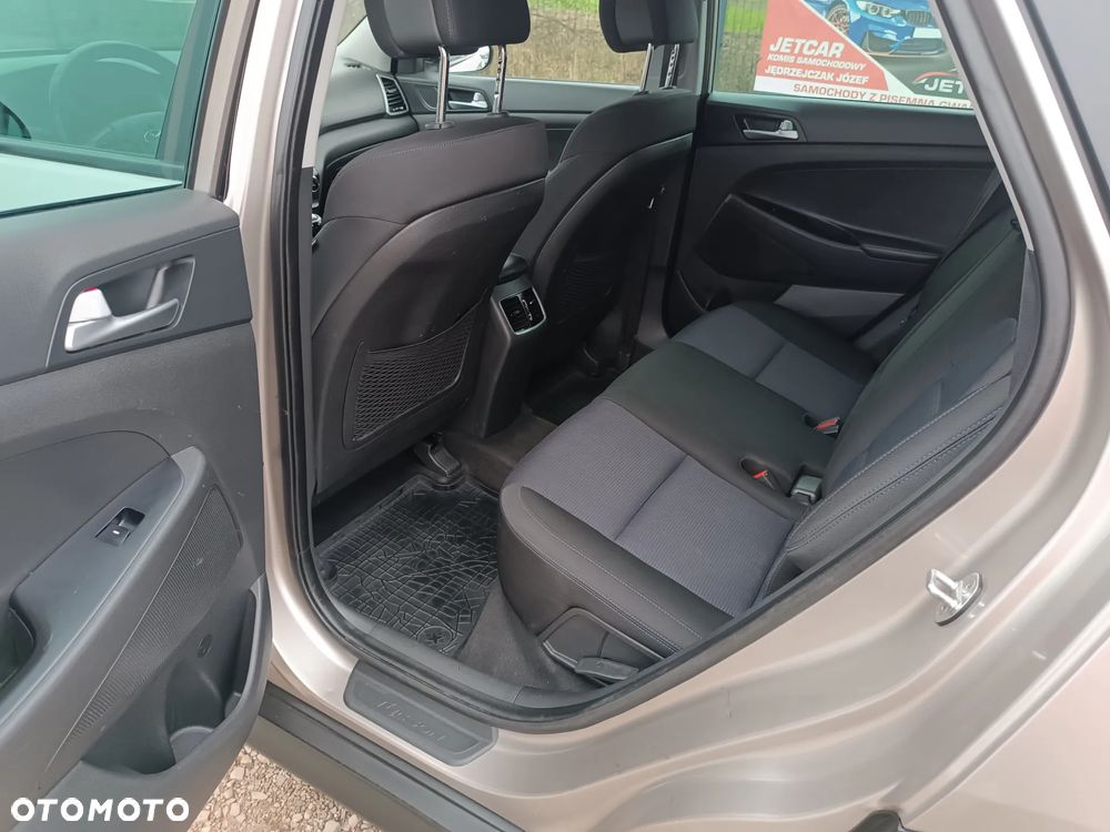 Hyundai Tucson blue 1.7 CRDi 2WD Passion - 27