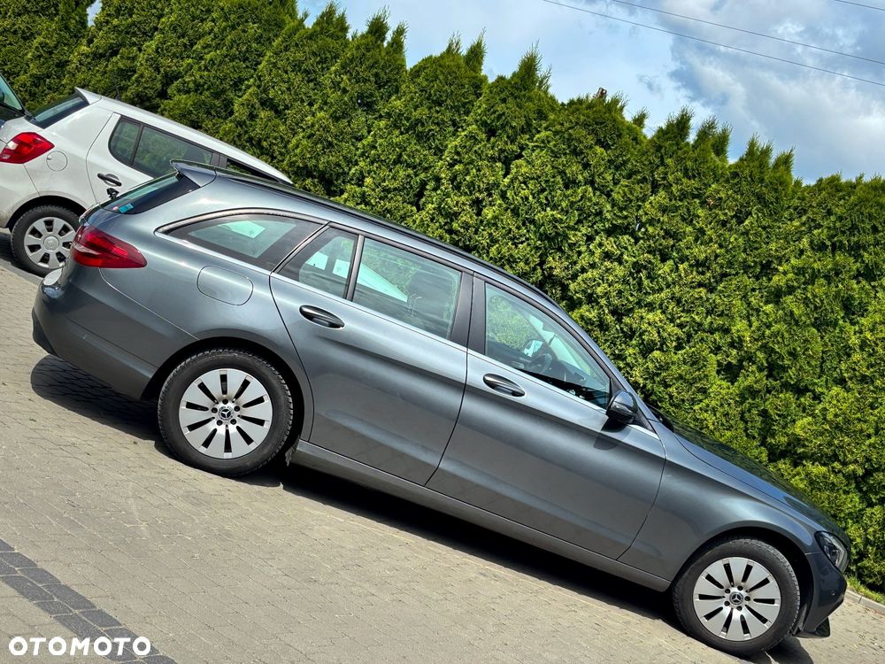 Mercedes-Benz Klasa C 220 d 4Matic 9G-TRONIC Avantgarde - 14