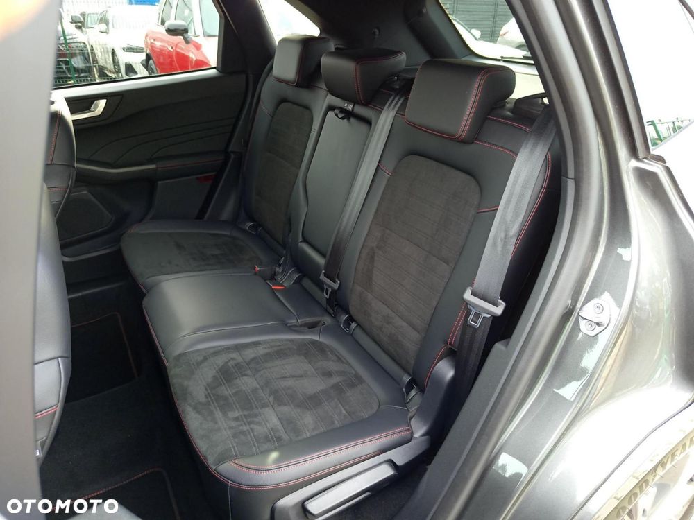 Ford Kuga - 21