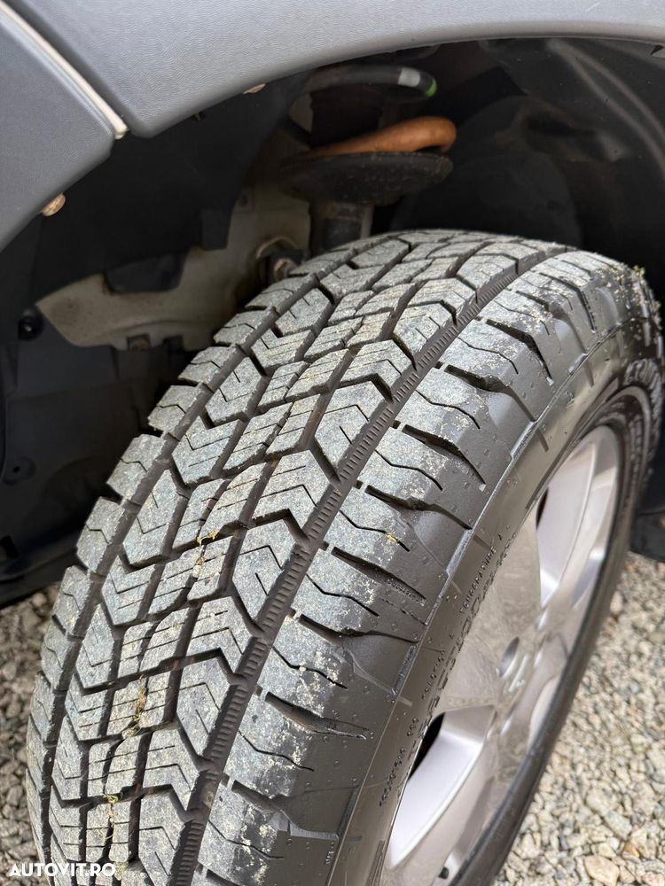 Dacia Duster dCi 110 FAP 4x4 Prestige - 13