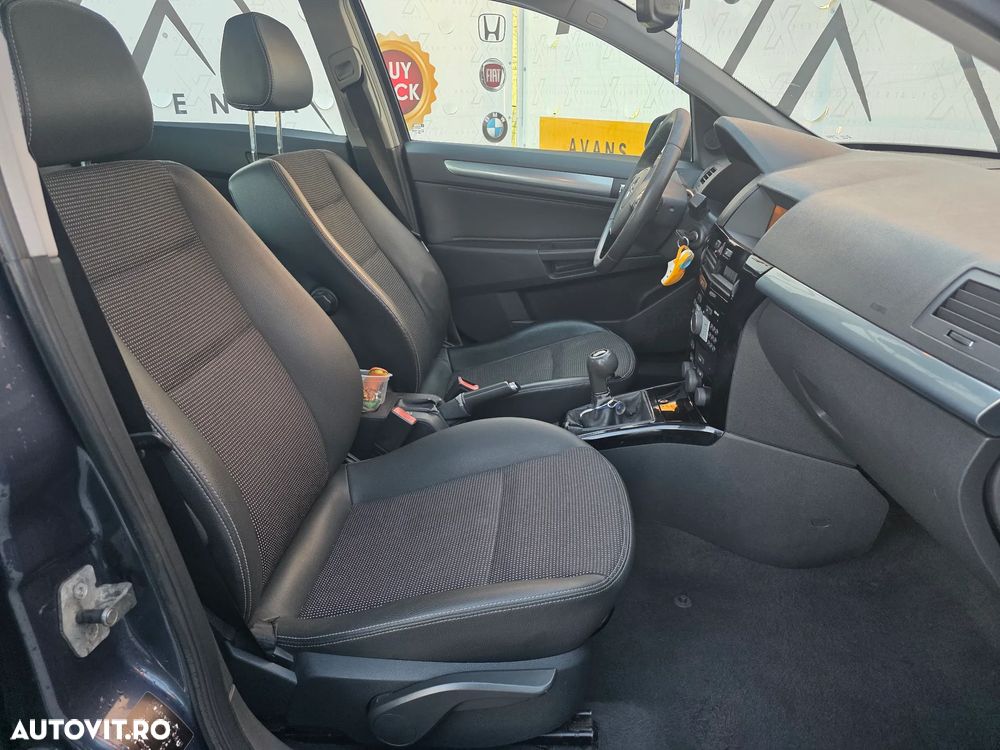Opel Astra 1.7 CDTI Elegance - 11