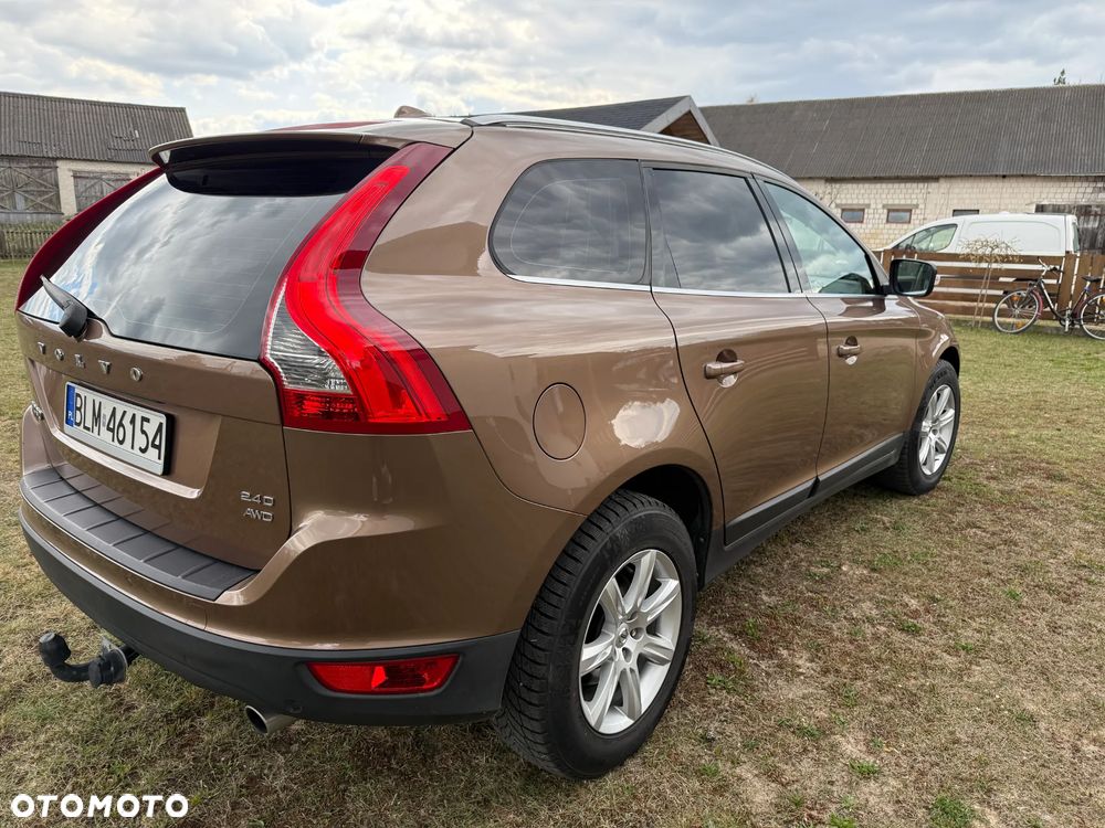 Volvo XC 60 ver-2-4d-awd - 6