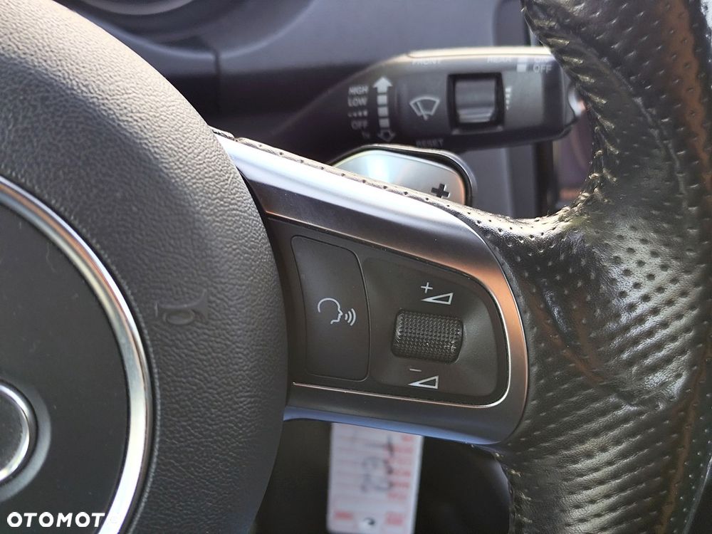 Audi RS3 Sportback Standard - 16
