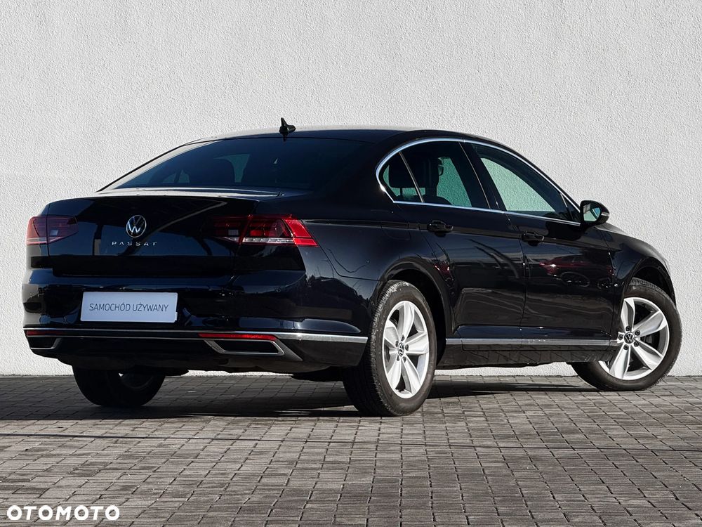 Volkswagen Passat 2.0 TSI Elegance DSG - 3