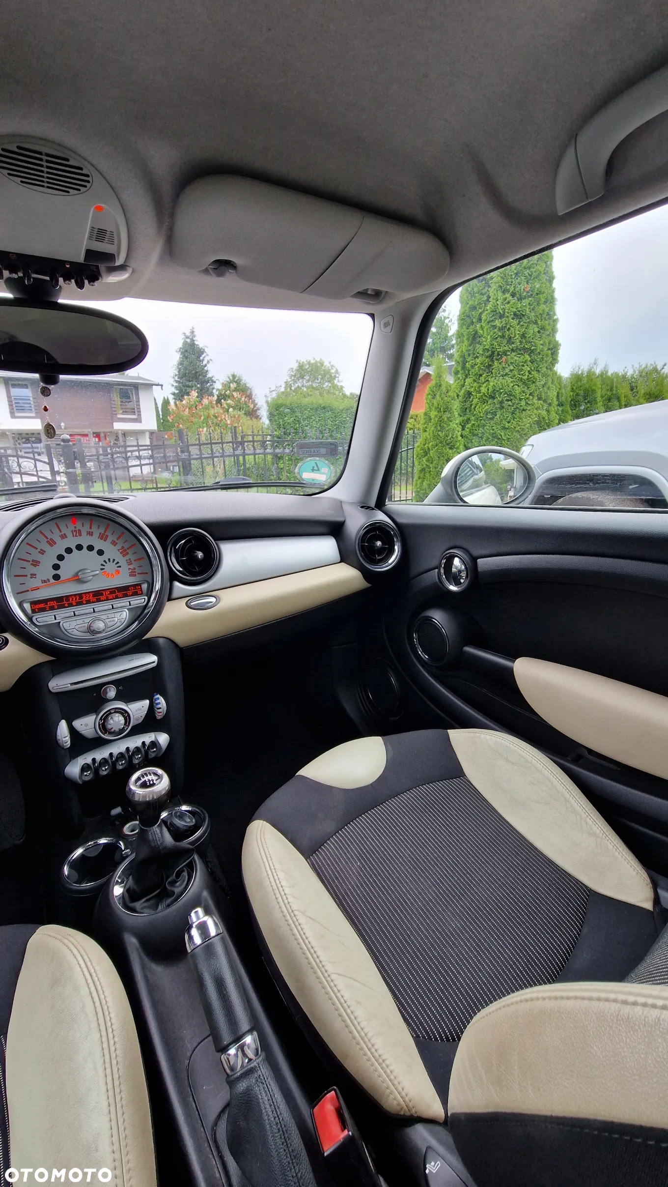 MINI ONE Standard - 14