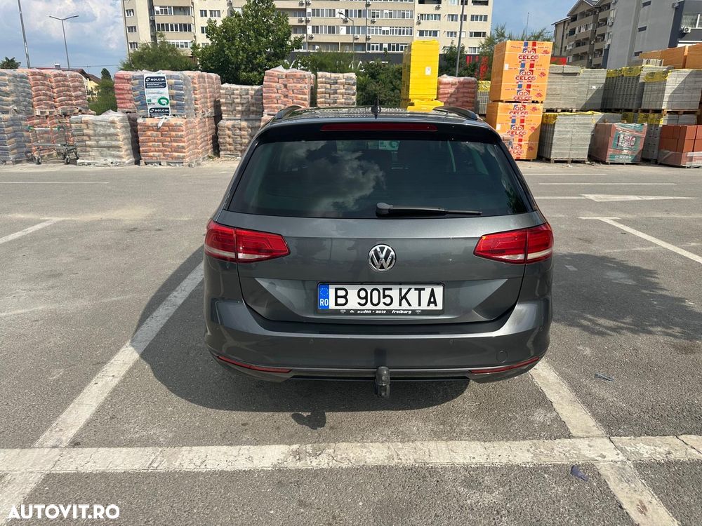 Volkswagen Passat - 17