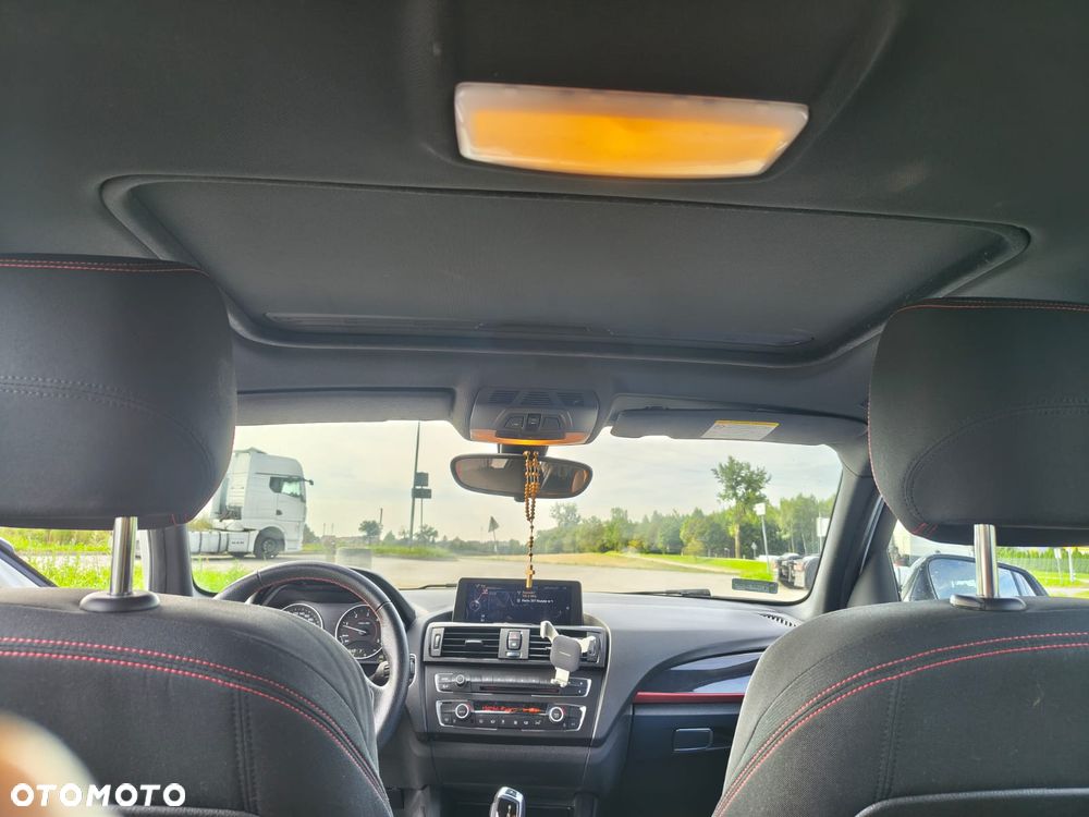 BMW Seria 1 118d Sport Line - 25