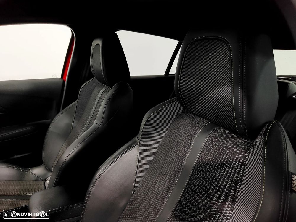 Peugeot 208 1.2 PureTech GT Line EAT8 - 31