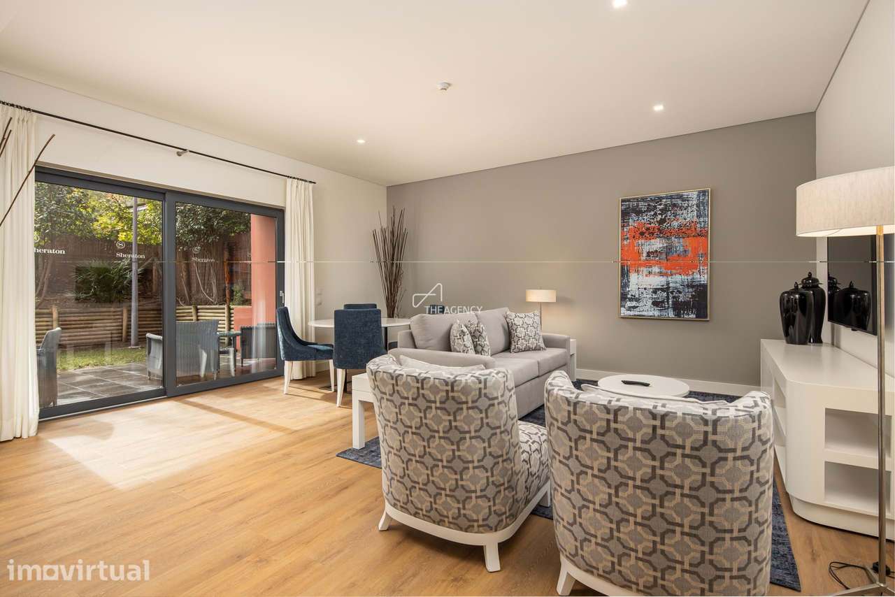 Apartamento T1 de Luxo com Rentabilidade Garantida na Quinta da Marinh - Grande imagem: 2/19