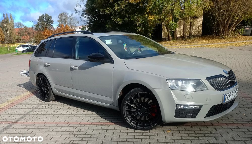 Skoda Octavia 2.0 TDI (Green tec) DSG RS - 12