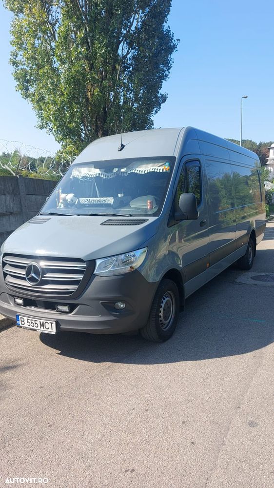 Mercedes-Benz Sprinter - 1