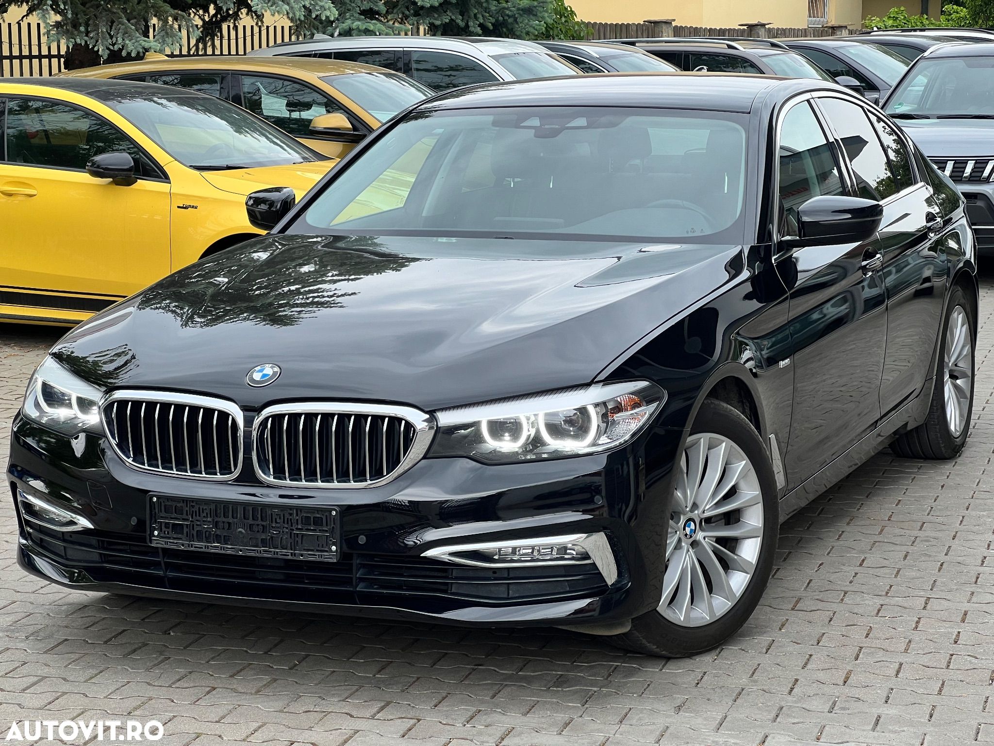 BMW Seria 5 520d xDrive AT - 1