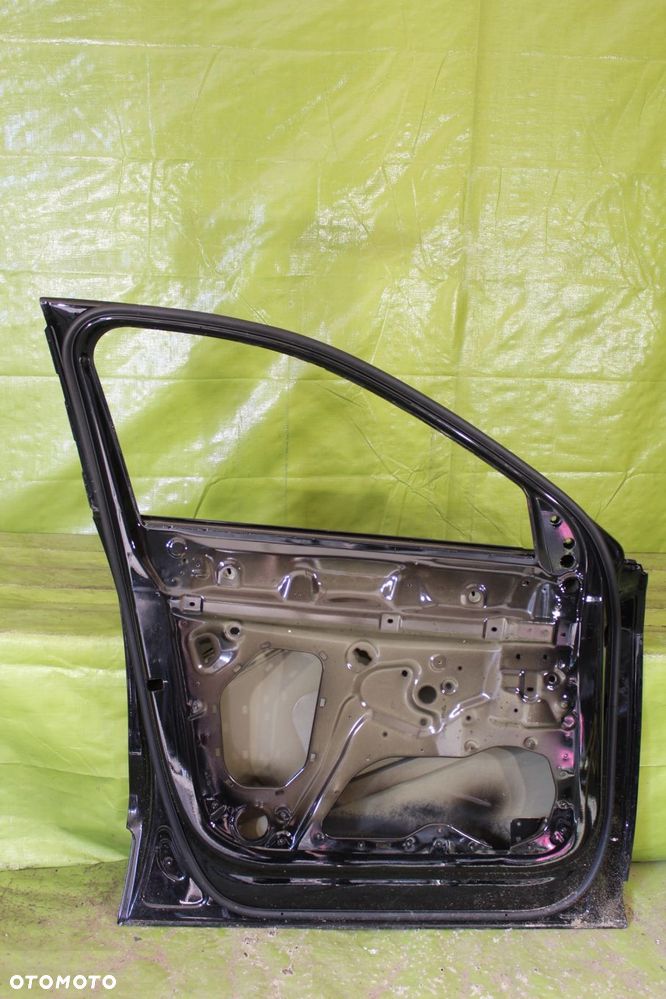Drzwi Audi Q8 E-Tron po 2018r. przód lewy - 2