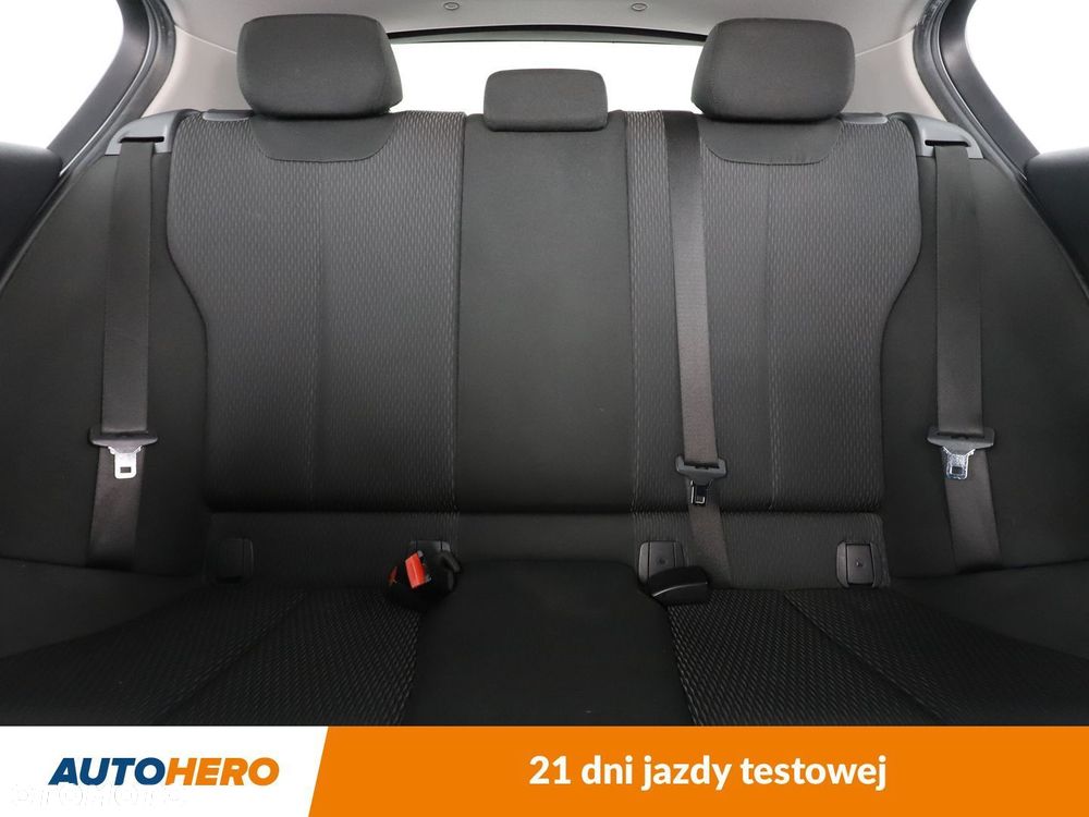 BMW Seria 1 - 15