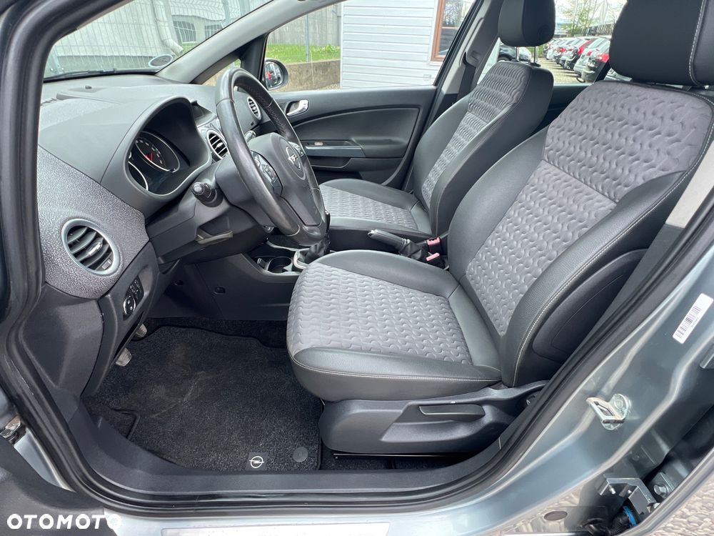 Opel Corsa 1.4 16V Innovation - 14